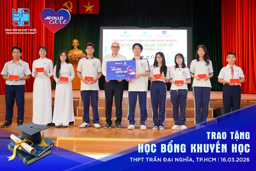 Apollo Care trao Học bổng Khuyến tài – Khuyến học và Định hướng Nghề nghiệp Y khoa tại THPT Trần Đại Nghĩa